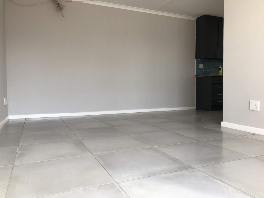 To Let 1 Bedroom Property for Rent in Vincent Eastern Cape